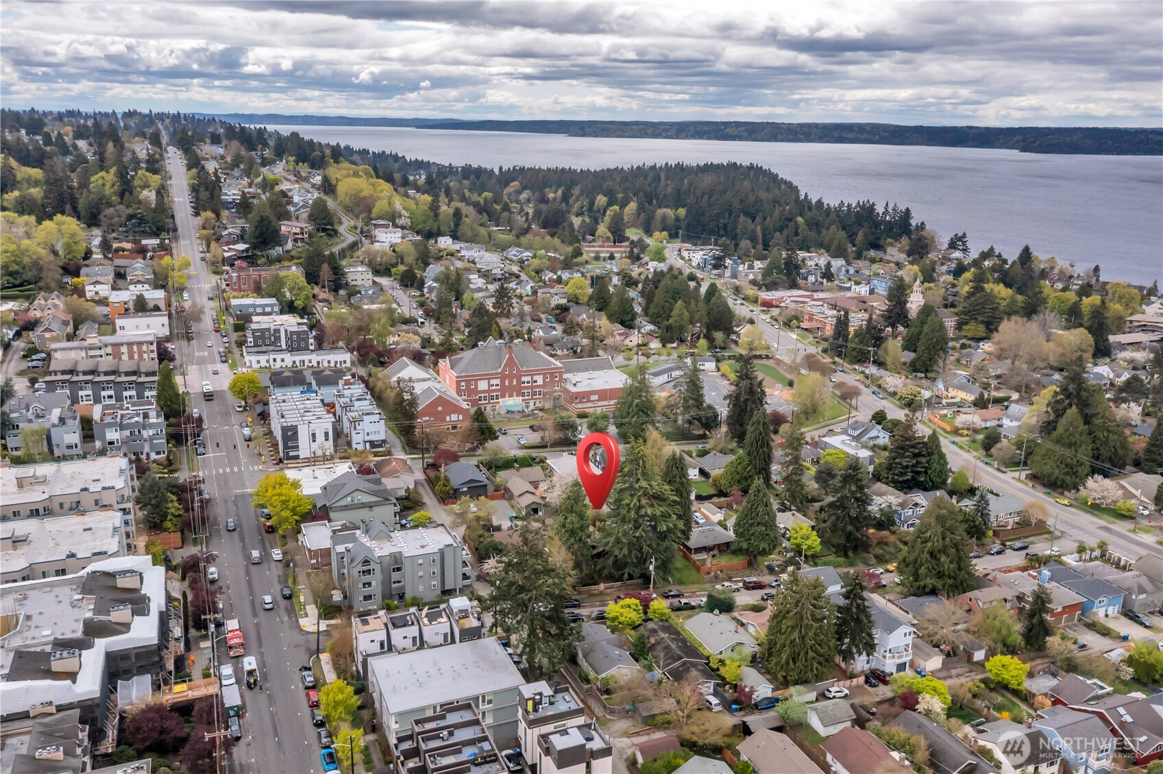 4319 SW Mills Street Seattle WA 98136