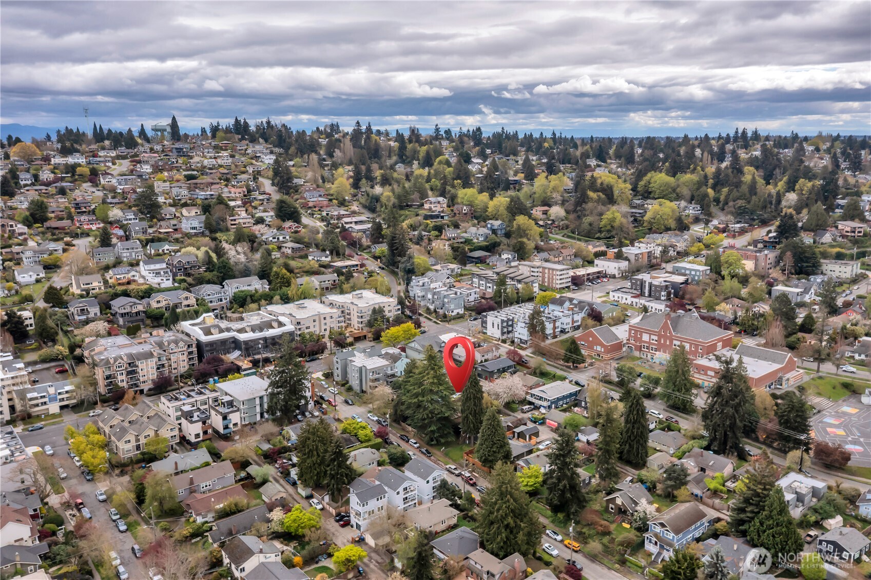 4319 SW Mills Street Seattle WA 98136