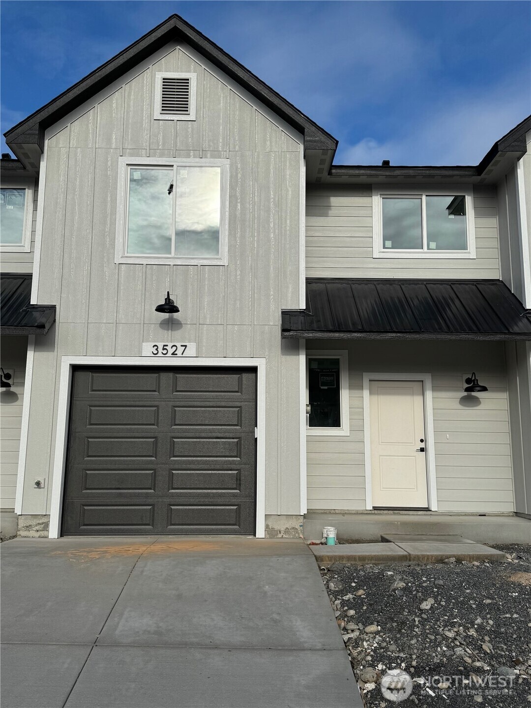 3527 W 6th Place Kennewick WA 99336