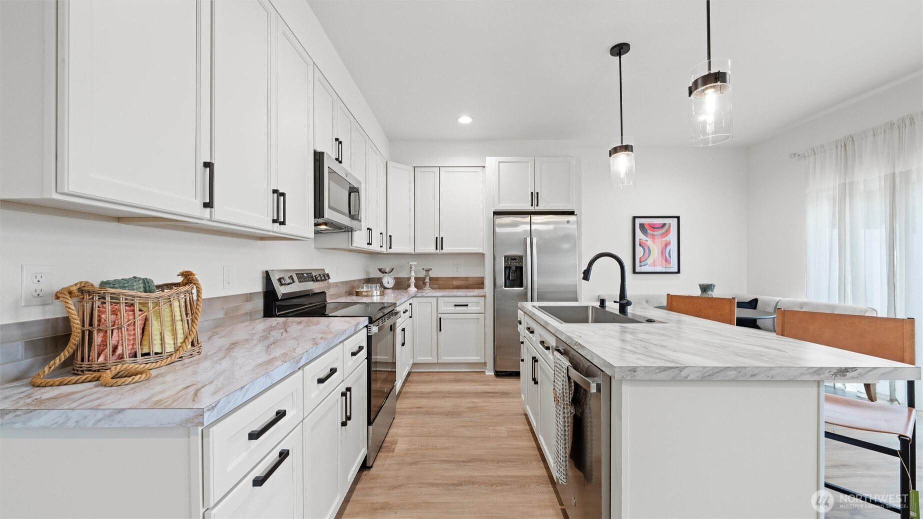 3527 W 6th Place Kennewick WA 99336