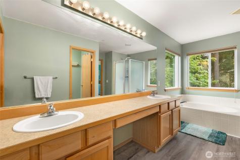 1822 Fisher Avenue Dupont WA 98327
