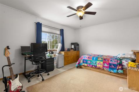 1822 Fisher Avenue Dupont WA 98327