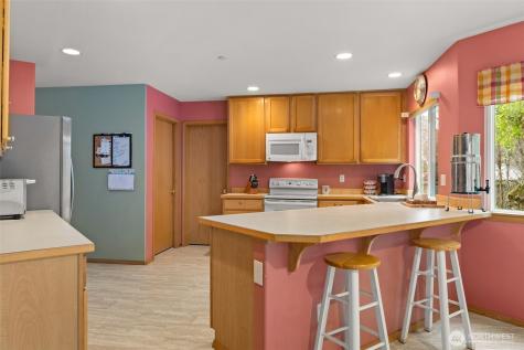 1822 Fisher Avenue Dupont WA 98327