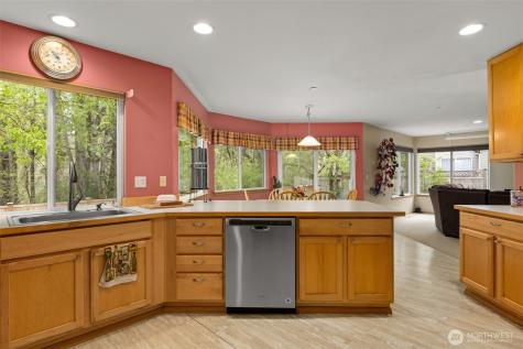 1822 Fisher Avenue Dupont WA 98327