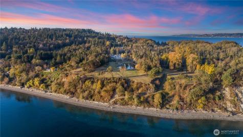 4205 SW Point Robinson Road Vashon WA 98070