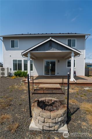 479 Sportsmen Street SW Ocean Shores WA 98569