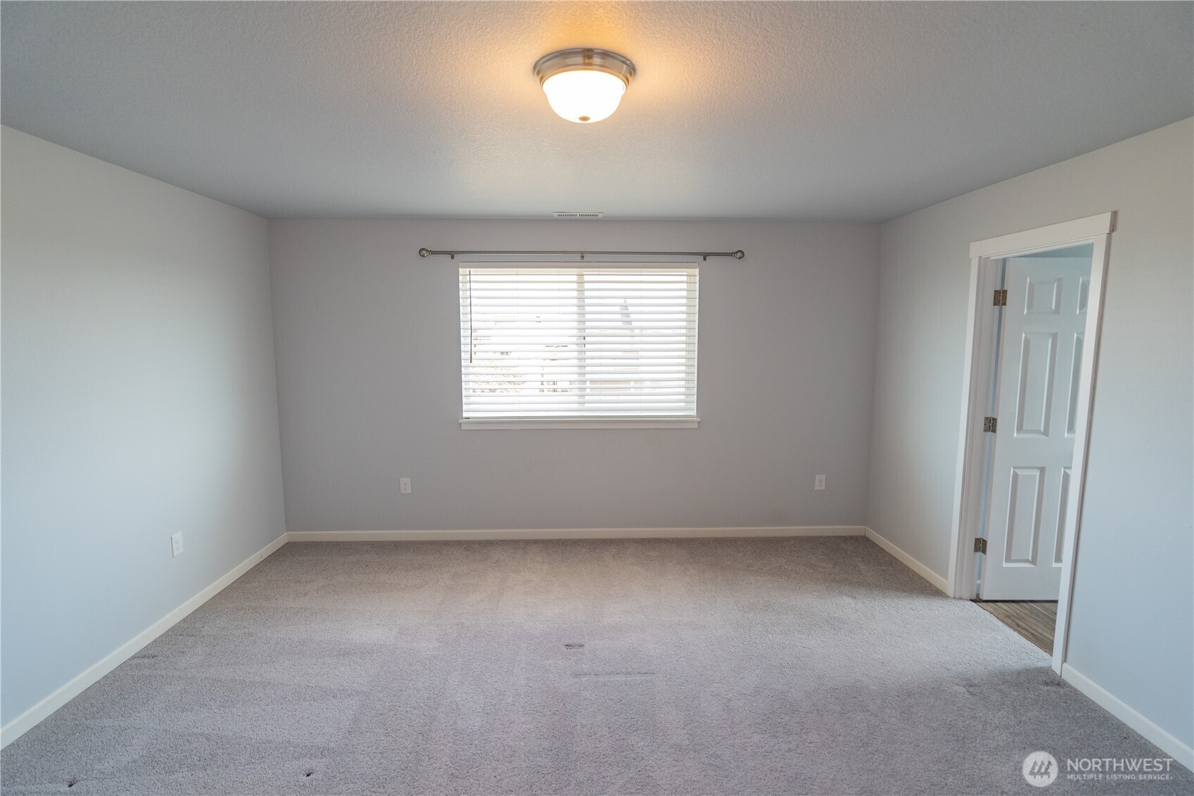 479 Sportsmen Street SW Ocean Shores WA 98569