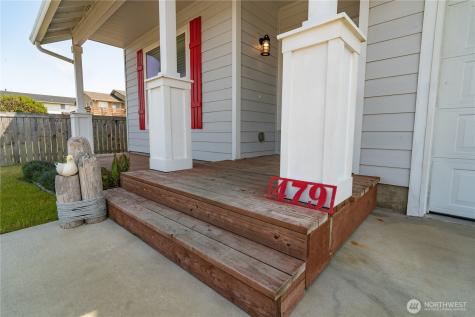 479 Sportsmen Street SW Ocean Shores WA 98569