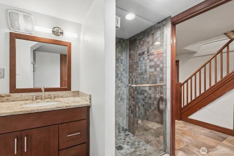 1560 28th Avenue W Seattle WA 98199
