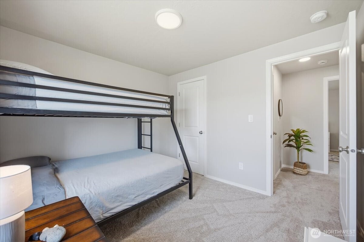 700 Regina Place Grandview WA 98930
