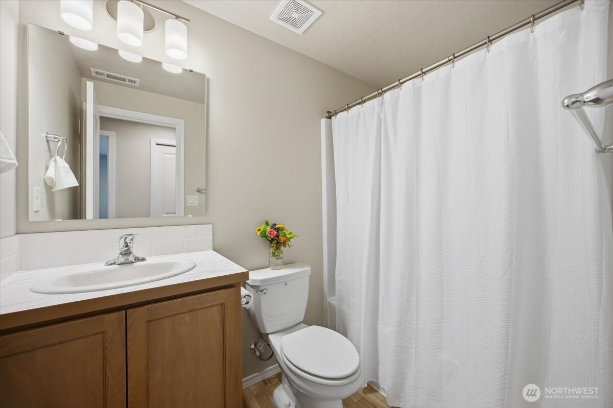 700 Regina Place Grandview WA 98930