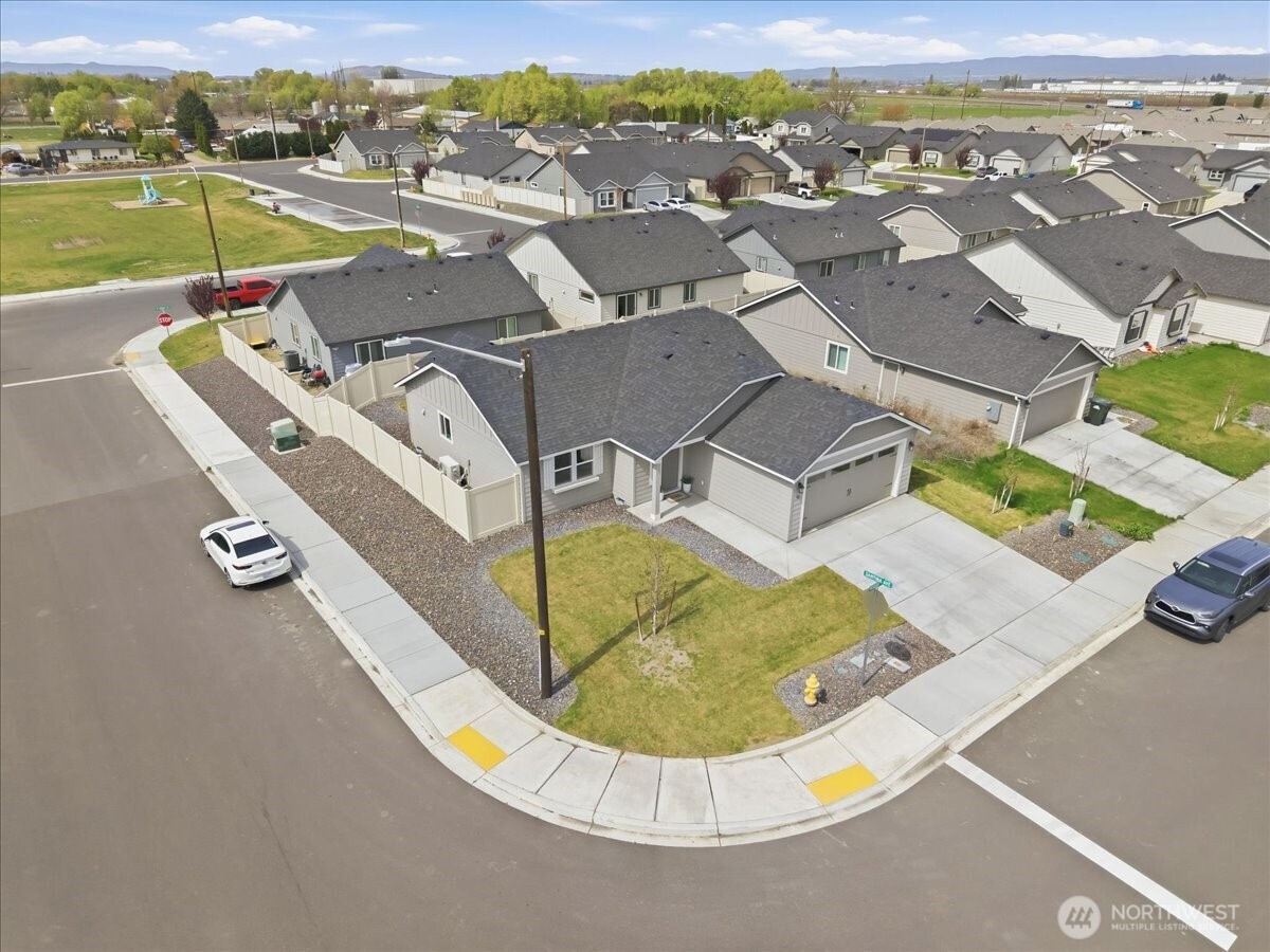 700 Regina Place Grandview WA 98930