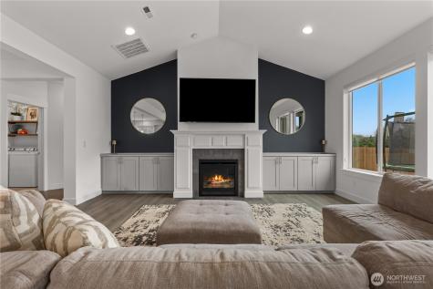 517 Cope Street SW Orting WA 98360