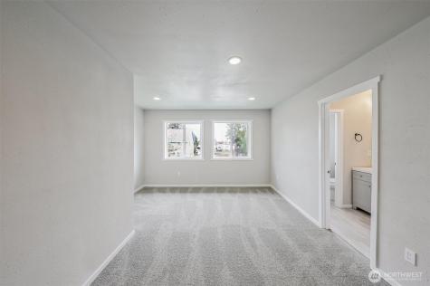 934 E 61st Tacoma WA 98408