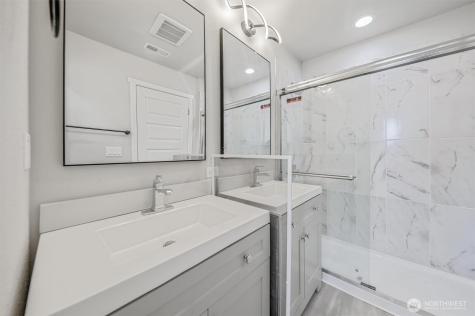 934 E 61st Tacoma WA 98408