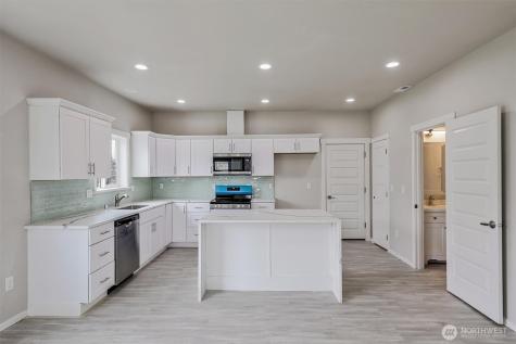 934 E 61st Tacoma WA 98408