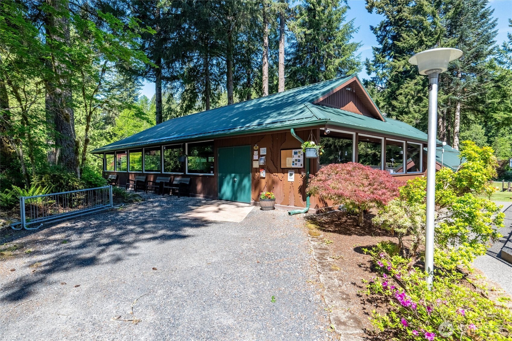 7125 Cougar Gap Deming WA 98244