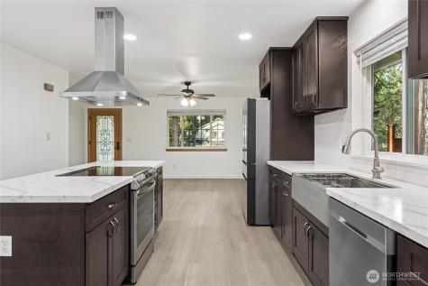 22429 Clearview Court SE Yelm WA 98597
