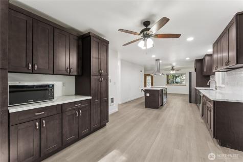 22429 Clearview Court SE Yelm WA 98597
