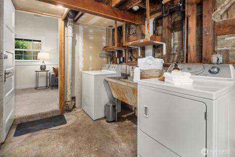 5519 18th Avenue S Seattle WA 98108
