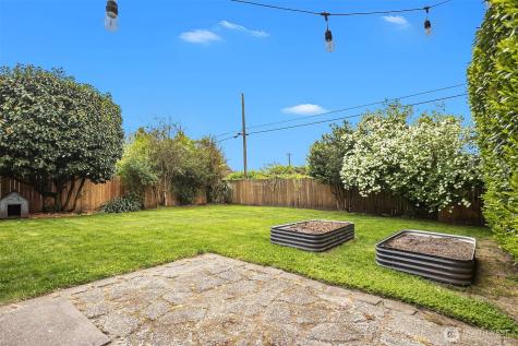 5519 18th Avenue S Seattle WA 98108