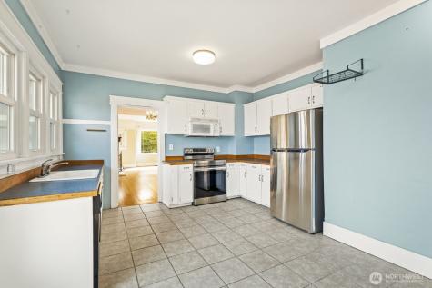 216 S Blakely Street Monroe WA 98272