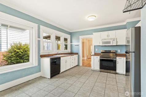 216 S Blakely Street Monroe WA 98272