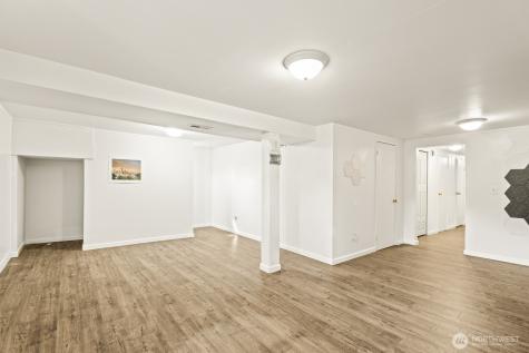 216 S Blakely Street Monroe WA 98272