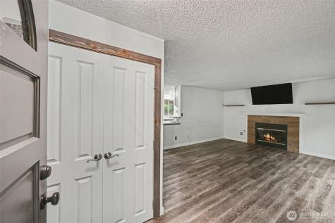 8203 181st Avenue E Bonney Lake WA 98391