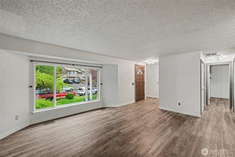 8203 181st Avenue E Bonney Lake WA 98391