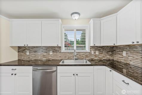 10518 132nd Street E Puyallup WA 98374