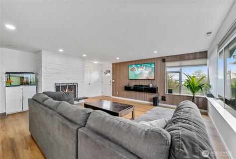 2942 S Fontanelle Street Seattle WA 98108