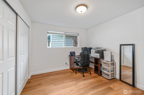 2942 S Fontanelle Street Seattle WA 98108