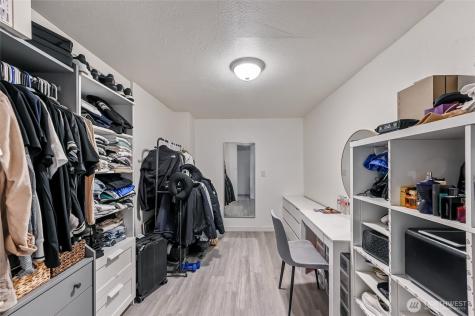 2942 S Fontanelle Street Seattle WA 98108