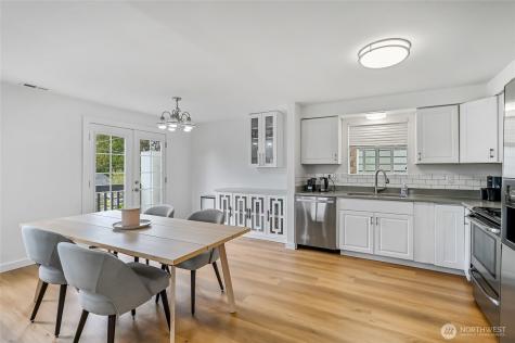 2942 S Fontanelle Street Seattle WA 98108