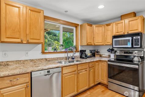 1812 74th Street SE Everett WA 98203
