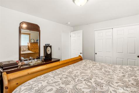 1812 74th Street SE Everett WA 98203