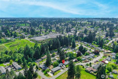 1812 74th Street SE Everett WA 98203