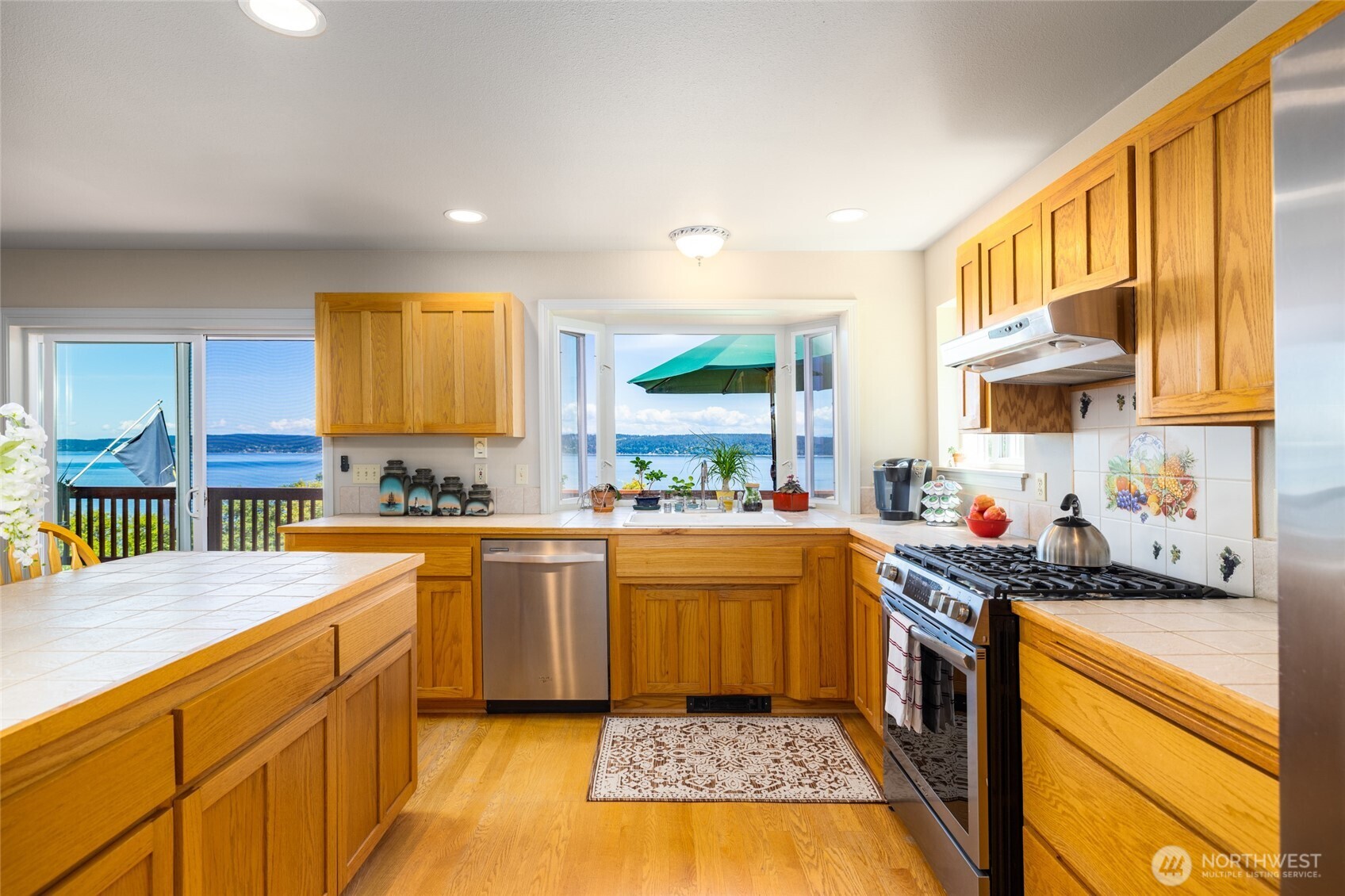 2205 Cranes Landing Drive Greenbank WA 98253