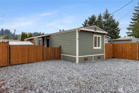 322 Chicago Boulevard S Pacific WA 98047