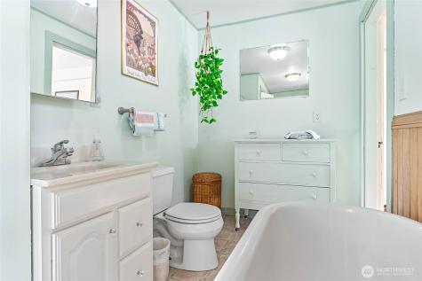 1305 W Illinois Street Bellingham WA 98225