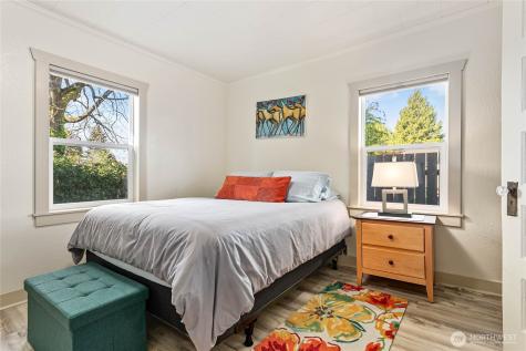 1305 W Illinois Street Bellingham WA 98225