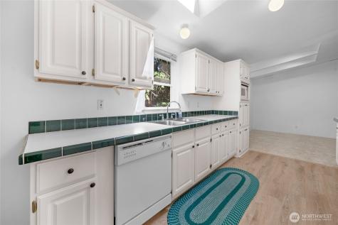 22222 49th Avenue SE Bothell WA 98021