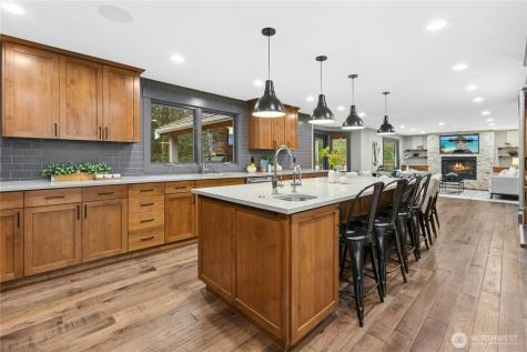 25711 SE 31st Place Sammamish WA 98075