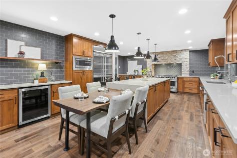 25711 SE 31st Place Sammamish WA 98075