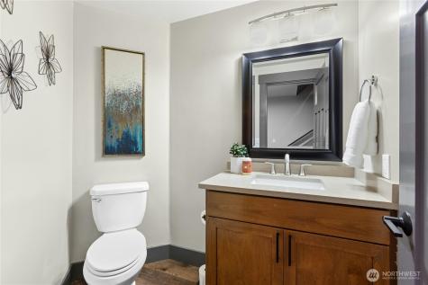 25711 SE 31st Place Sammamish WA 98075