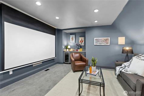25711 SE 31st Place Sammamish WA 98075