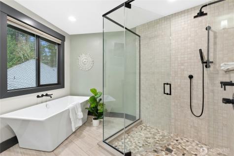 25711 SE 31st Place Sammamish WA 98075