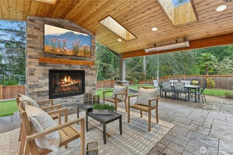25711 SE 31st Place Sammamish WA 98075