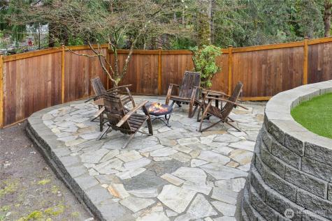 25711 SE 31st Place Sammamish WA 98075